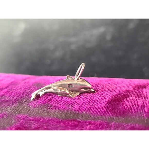 925 Sterling Silver Dolphin Pendant Vintage - Picture 1 of 10